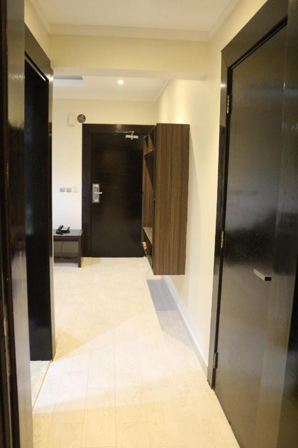 Valencia Hotel Suites Αλ Κομπάρ Εξωτερικό φωτογραφία