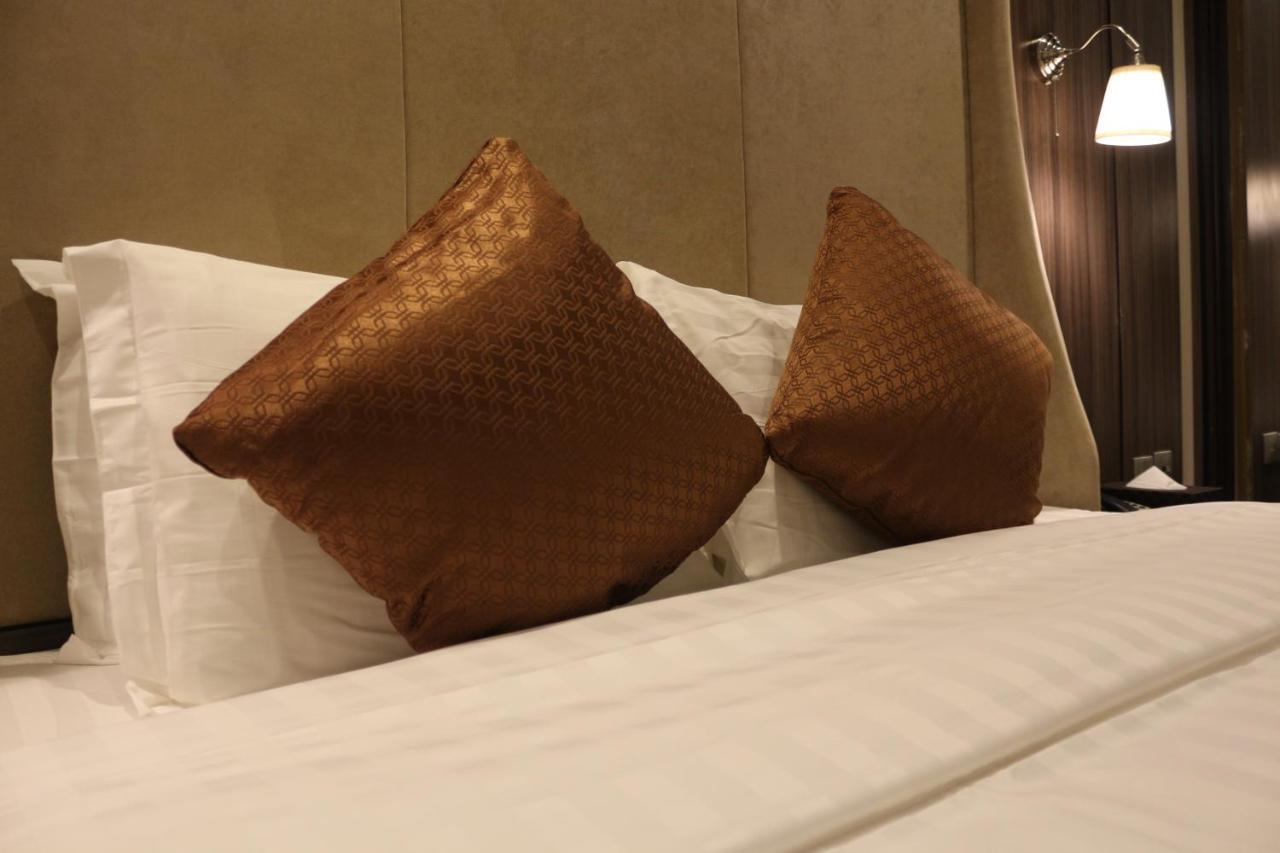 Valencia Hotel Suites Αλ Κομπάρ Εξωτερικό φωτογραφία