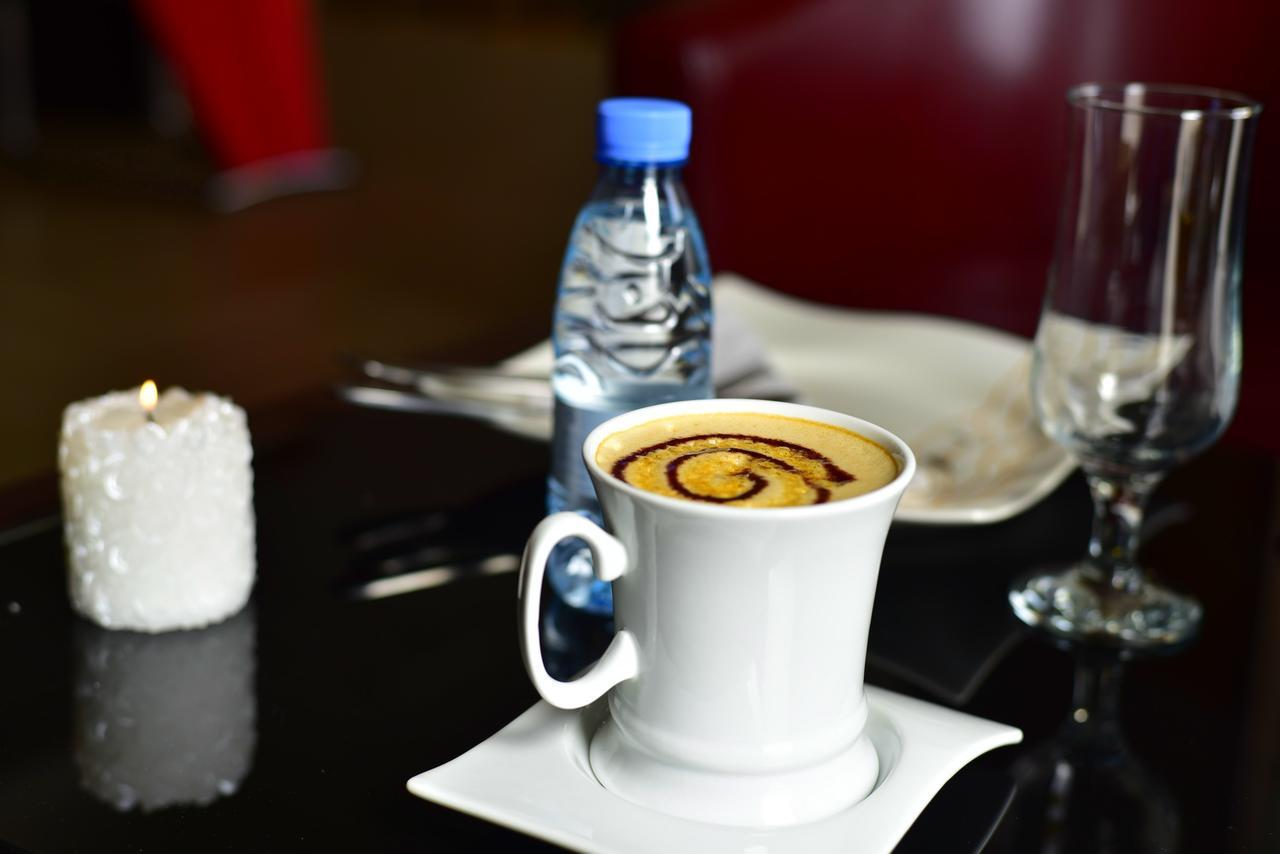 Valencia Hotel Suites Αλ Κομπάρ Εξωτερικό φωτογραφία